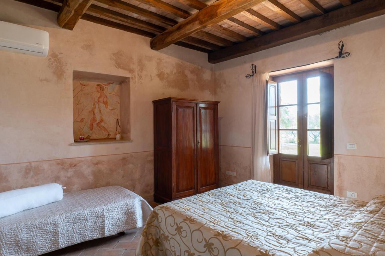 Agriturismo Tenuta Roccaccia Pitigliano Exterior foto